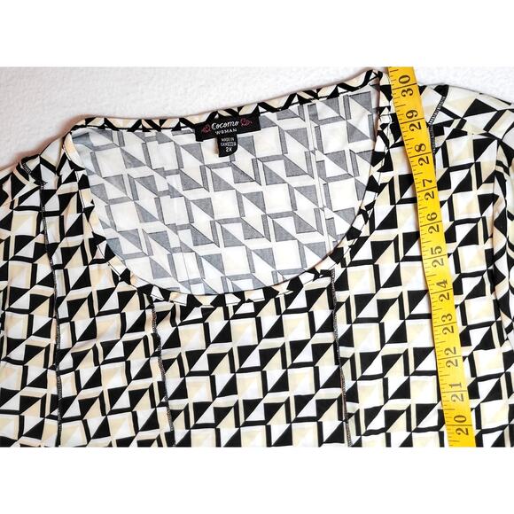 Cocomo Womens Blouse Plus 2X Geometric Print Stretch SS Pullover Mature Normcore - Picture 4 of 7